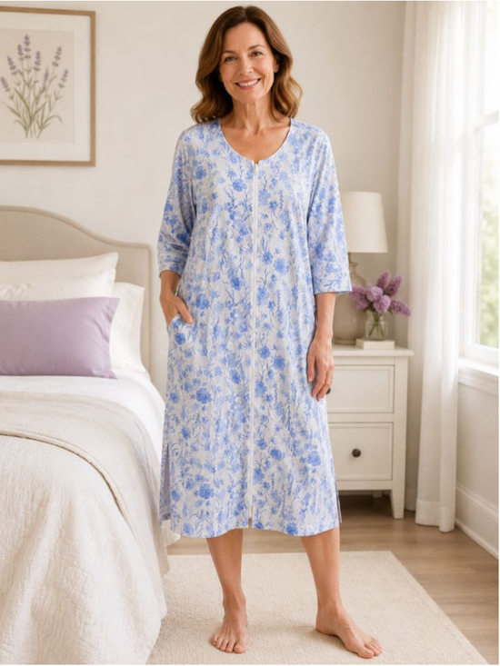 Miss Elaine Other - Women's Miss Elaine White & Blue Floral Zip-Front Robe M 3/4 Sleeve Sleepwear
